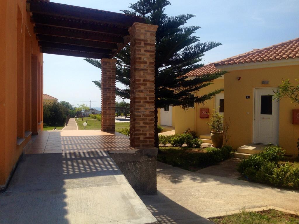Boutique Hotel Ileas Village Arkoudi Værelse billede